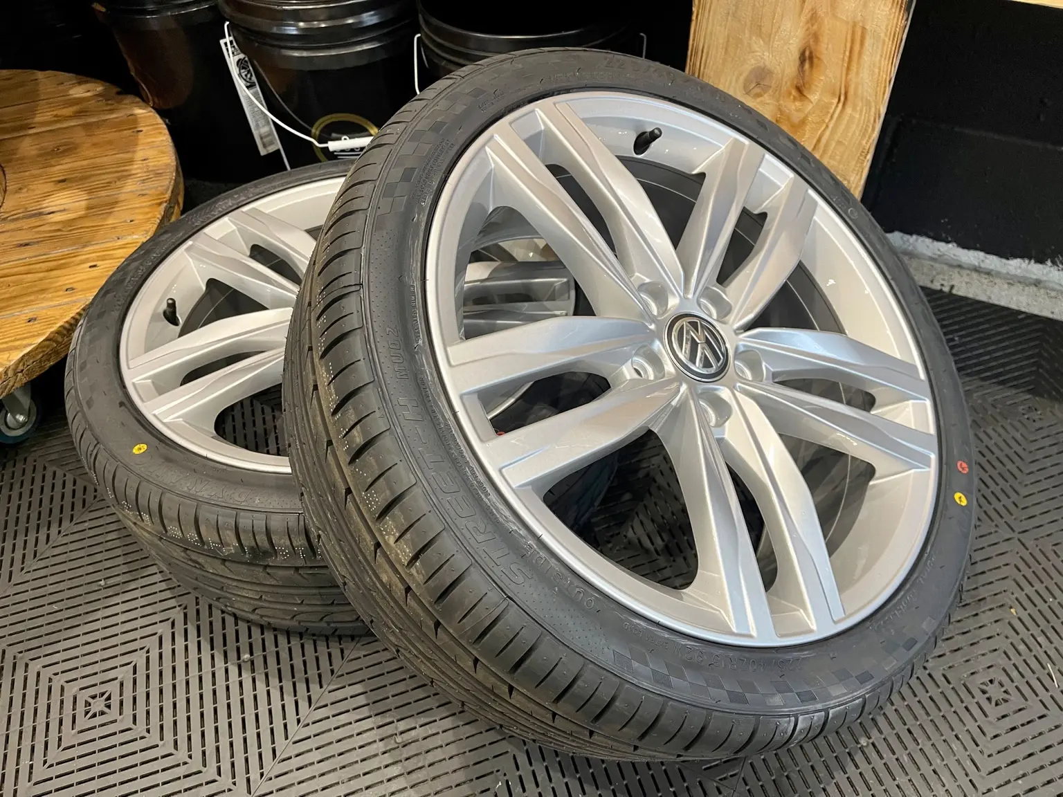Refurbished alloy wheels